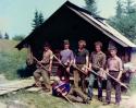 Na salaši u baču Jozefa Kucbeľa. Zľava Ján Zápotoč Na salaši u baču Jozefa Kucbeľa. Zľava Ján Zápotoč